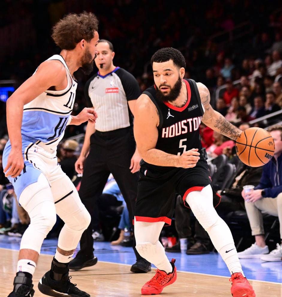 爱游戏app-NBA宣布延期新赛季开赛，球员转战线上训练