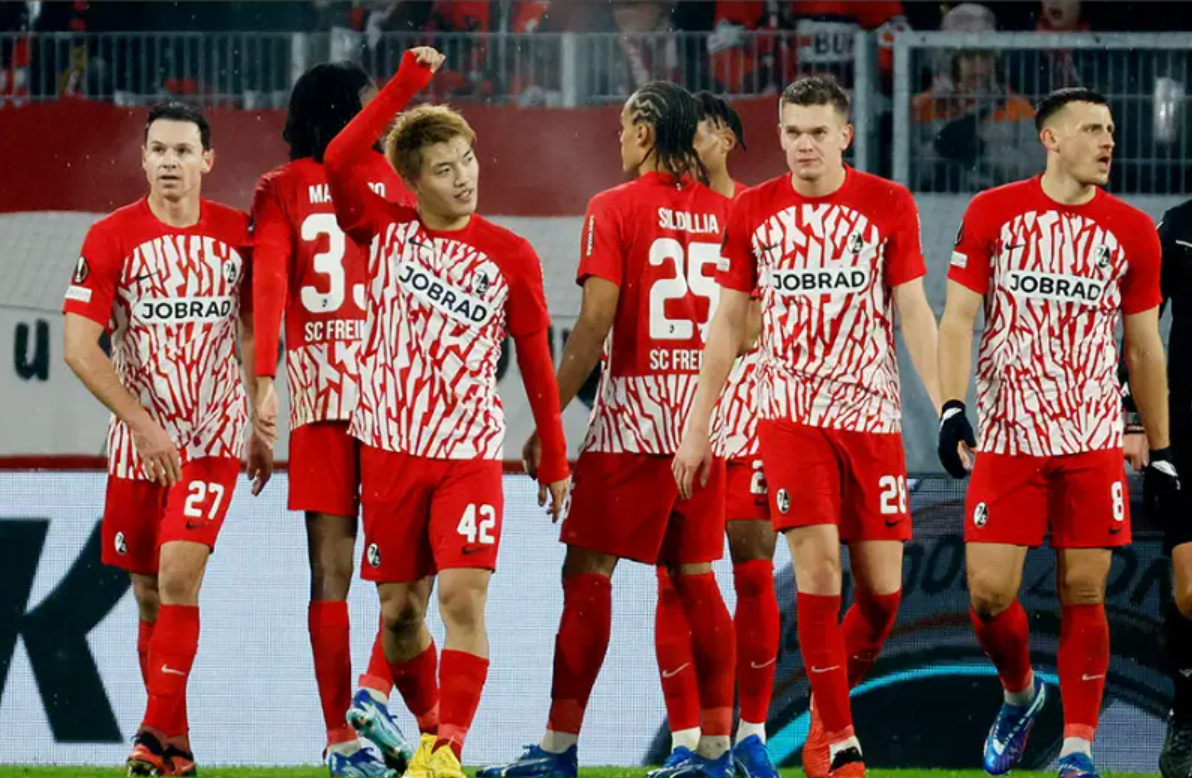 关于不莱梅客场逼平弗赖堡，取得赛如愿的信息