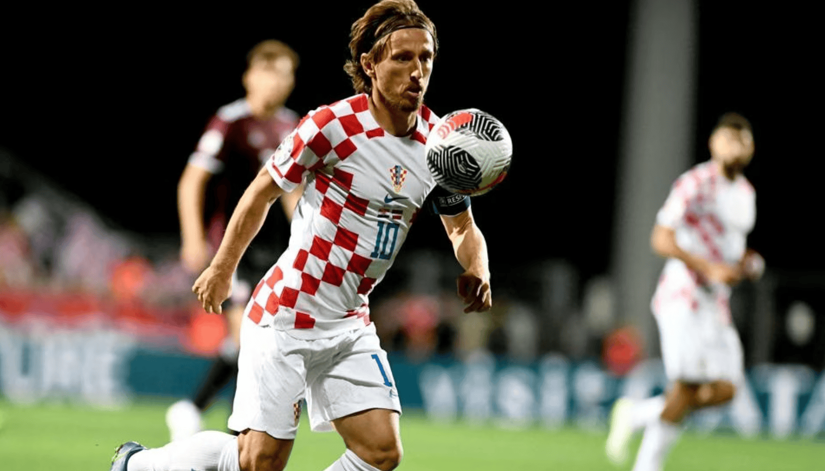 爱游戏登录入口-足球欧洲预选赛：瑞士险胜克罗地亚，晋级赛道越加坎坷