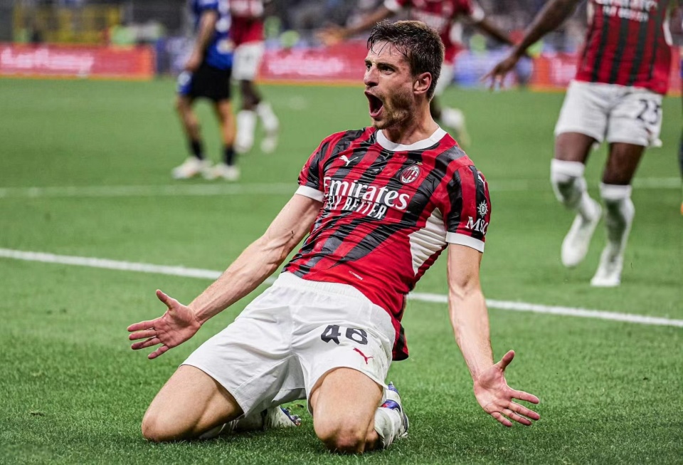 包含巴萨大胜AC米兰领先欧国联资格赛的词条 包含巴萨大胜AC米兰领先欧国联资格赛的词条