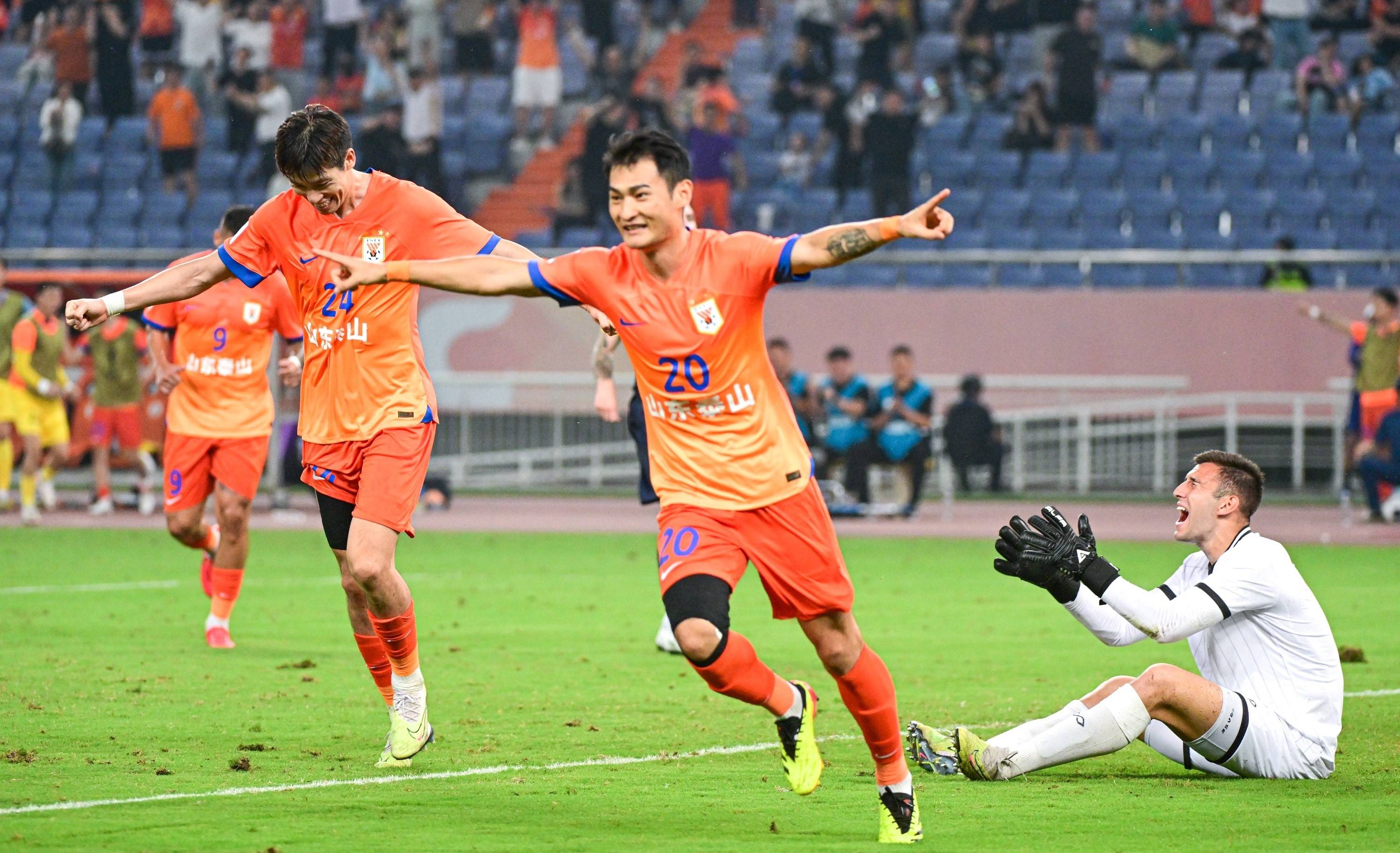 爱游戏视频-新赛季中超联赛热门球队表现出色