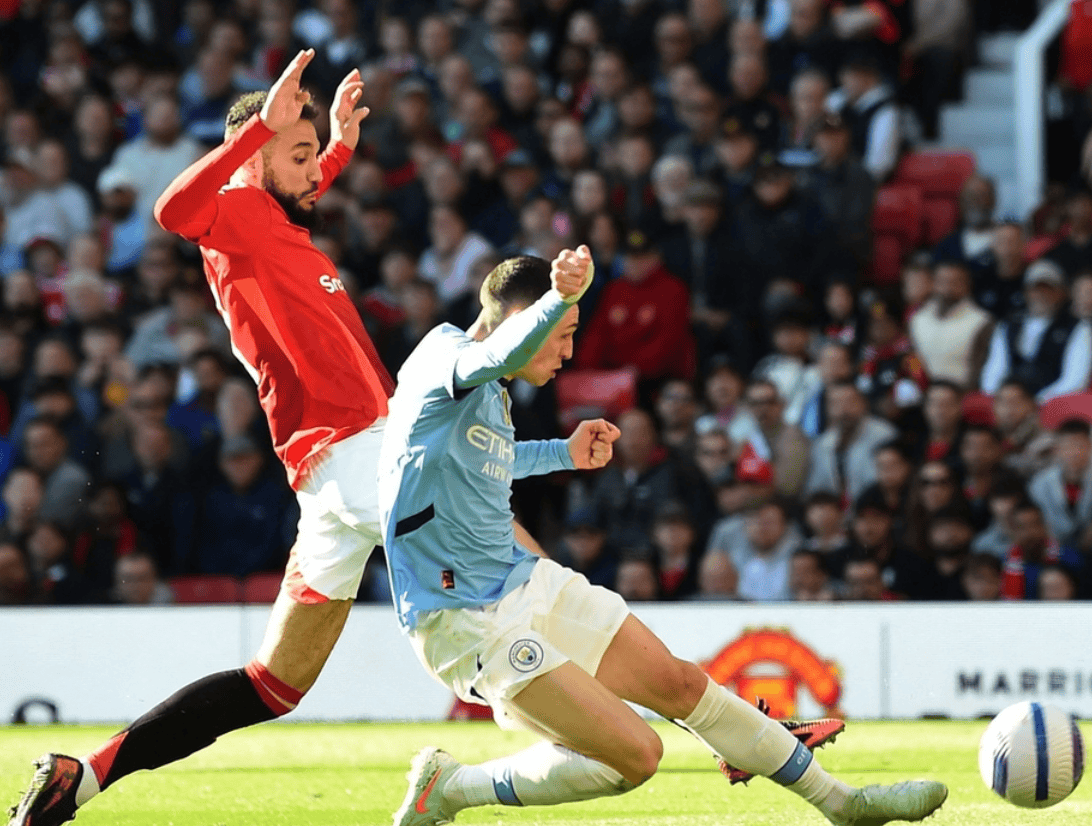 曼联客场逆转维拉,取得关键胜利的简单介绍 曼联客场逆转维拉,取得关键胜利的简单介绍