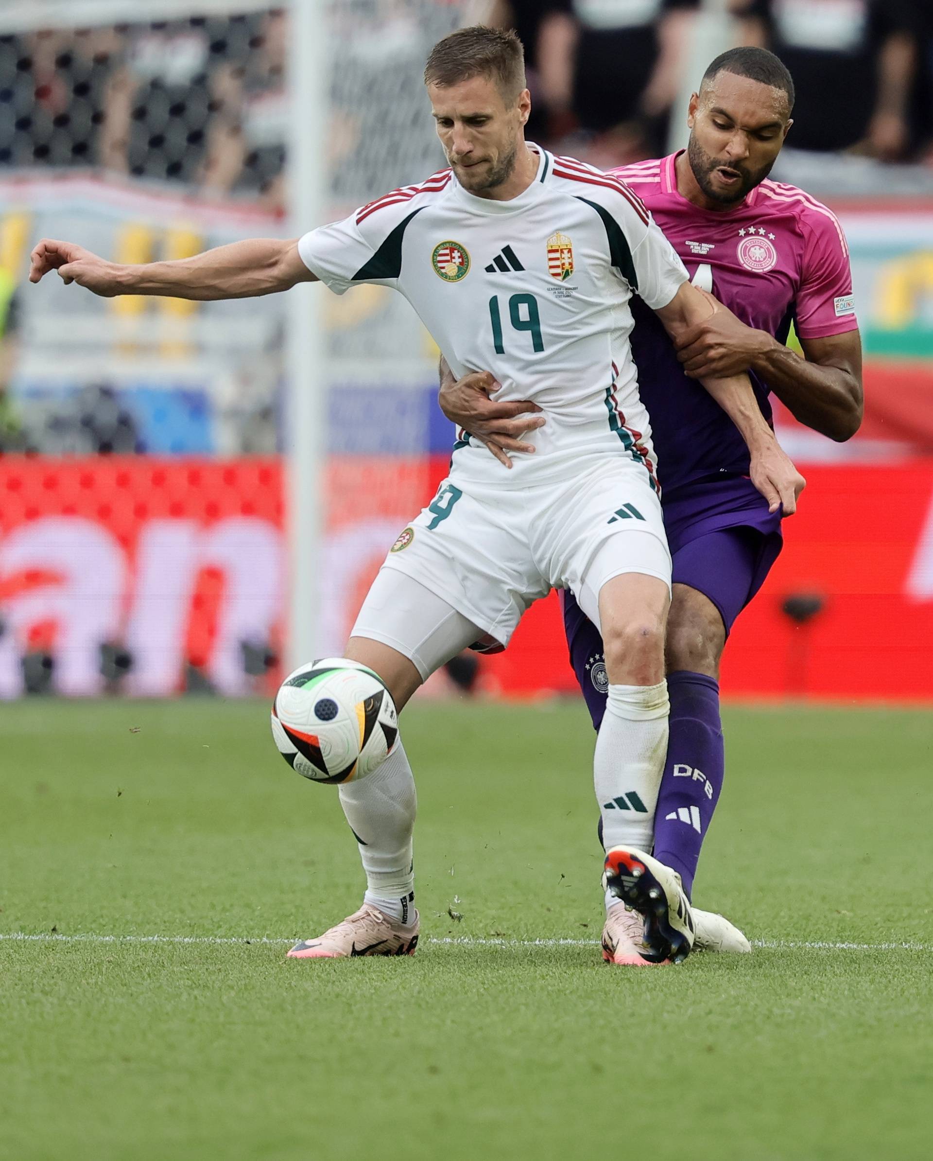 克罗地亚队在对阵匈牙利队比赛中获胜 克罗地亚队在对阵匈牙利队比赛中获胜