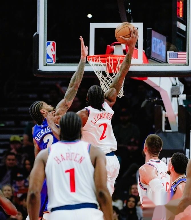 爱游戏投注-快船逆转老鹰，乔治三分绝杀的简单介绍